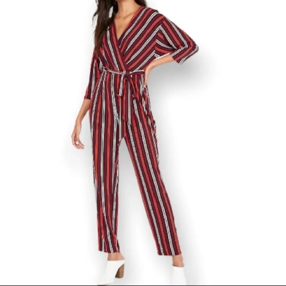 EXPRESS Crossover Jumpsuit Burgundy Striped Print Vintage 70s Vibe Size L - Picture 1 of 10